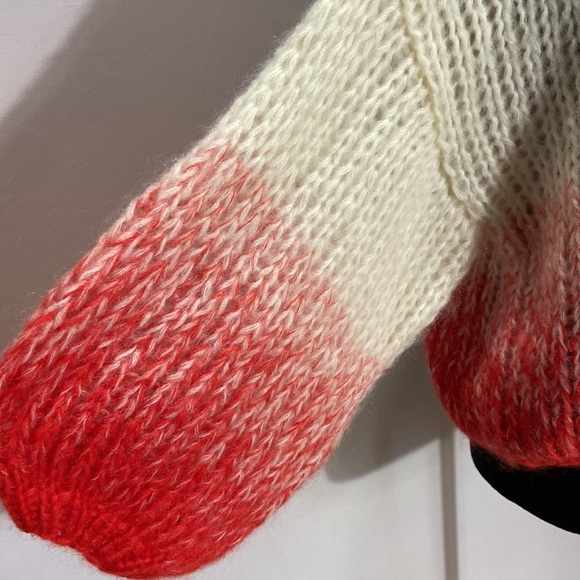 MAIAMI Gradient Cardigan Sweater Bulky Knit Ivory Red Soft Mohair Knit - Picture 4 of 9